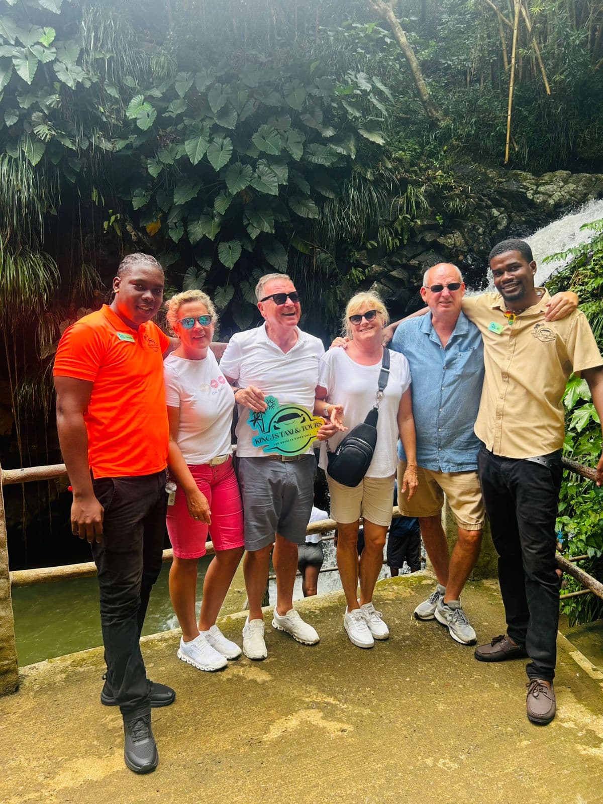 Grenada Highlights Half-Day Rum, Chocolate and Waterfall Tour - Image 2
