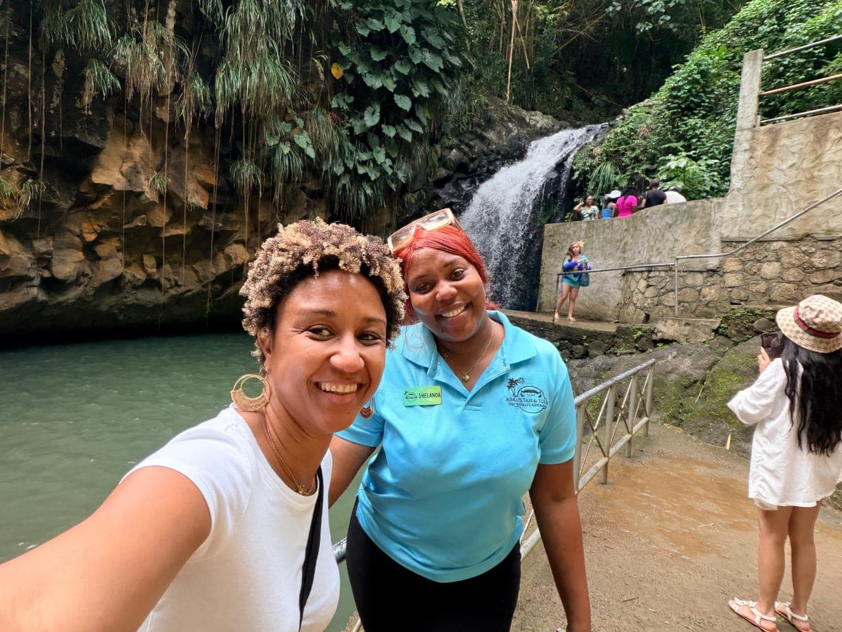 Grenada Highlights Half-Day Rum, Chocolate and Waterfall Tour - Image 4